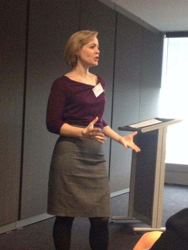 Watching <a href="/gemmamunro1/">Gemma Munro</a> in action <a href="/AECOM/">AECOM</a> #pewa #inklingwomen  #womeninleadership