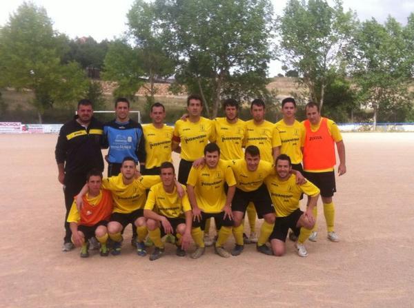 kokoalba's tweet photo. Un gran equipo @cdcasasdeharo y personas magnificas que nunca olvidare. Seguro que algun dia volveremos a vernos http://t.co/9cq7Em8NFS