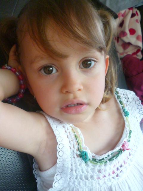 ladyjohana120's tweet photo. La princesa de la casa y el motor de nuestros días  @alextolosaurrea http://t.co/nTHeVf6BeR
