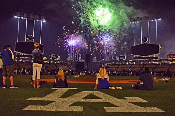 Every day I see my dream ⭐

@Dodgers @BigAlPeoplesPal @MissFebruary08 @Mum2010 
#Dodgers http://t.co