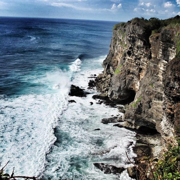 Uluwatu's tweet photo. Uluwatu Bali http://t.co/p7r3fB7nzO