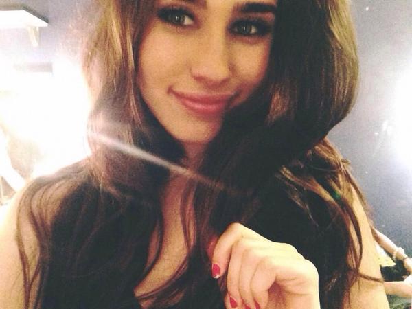 All I wanna be, yeah all I ever wanna be, yeah, yeah, is somebody to you 💖