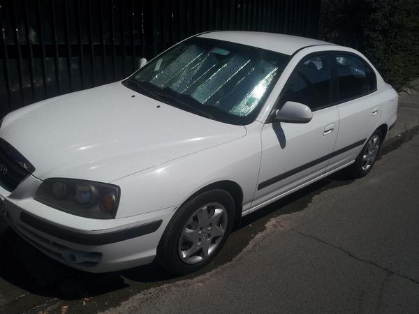 LuisJimenez_V's tweet photo. Vendo mi joya Hyundai Elantra 2006 Full 2º Dueño X Apuro $3.750.000 recibo Ofertas @DonDateador @DonRT @DonInformador http://t.co/GW8PMrU44g