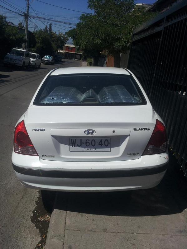 LuisJimenez_V's tweet photo. Vendo mi joya Hyundai Elantra 2006 Full 2º Dueño X Apuro $3.750.000 recibo Ofertas @DonDateador @DonRT @DonInformador http://t.co/GW8PMrU44g