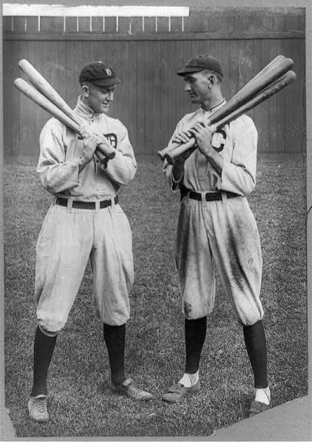 BrewersMatt's tweet photo. @Baseball_Photos Cobb &amp; Shoeless Joe http://t.co/4ZWxbHecHk
