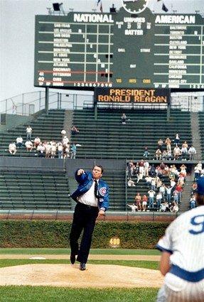 fearlessfitz's tweet photo. @Baseball_Photos Presidential First Pitch. Doesn't happen every day. http://t.co/HoopFzn1J4