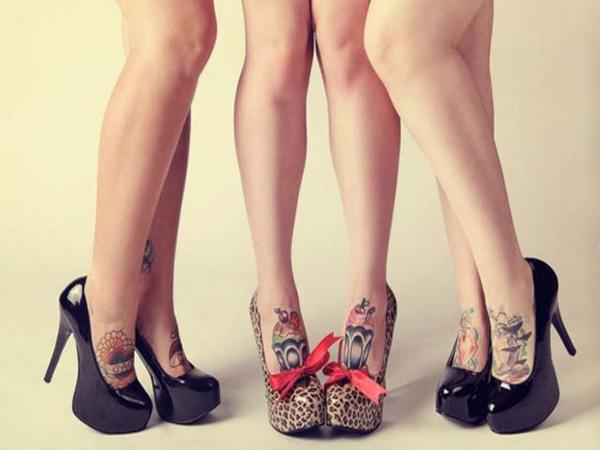vergaraceci's tweet photo. @AnabelaCalabria @NoeliaLaurenti y si nos hacemos estos? no les gustaban en los pies a uds? jaja http://t.co/io7wXvZsOH