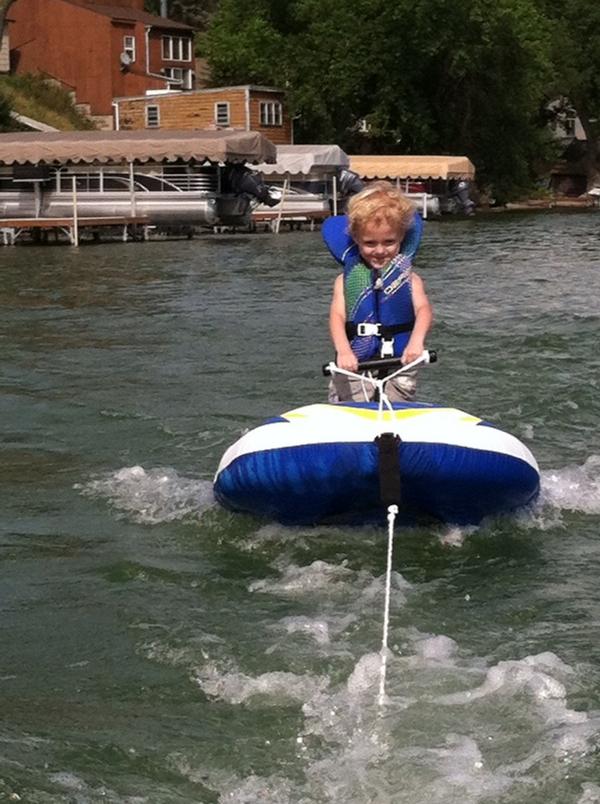 Belinda_Boyer's tweet photo. Sundays at the lake #studmuffin http://t.co/L6cT8yBxjX