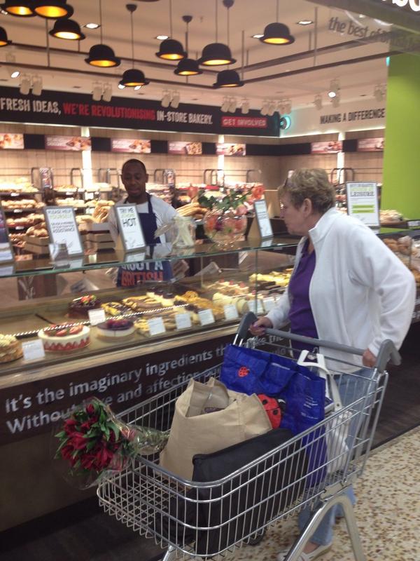 psopsmanager2's tweet photo. Brooklands looking great today, Ellen and John ready to look after our customers http://t.co/ablqEflnXD