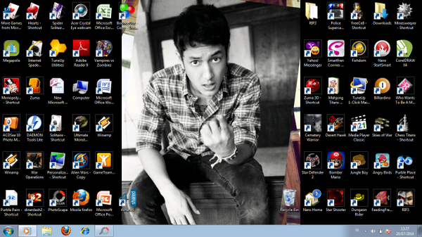 dhevi_SDA's tweet photo. Dekstop Background @dimsanggara :) http://t.co/Ygn1XwmfQj
