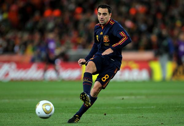 bet365_es's tweet photo. Xavi dice adiós tras 14 años, 130 partidos, una Eurocopa Sub-17, una Copa Mundial Sub-20, 2 Eurocopas y un Mundial. http://t.co/lNsyrASZQo