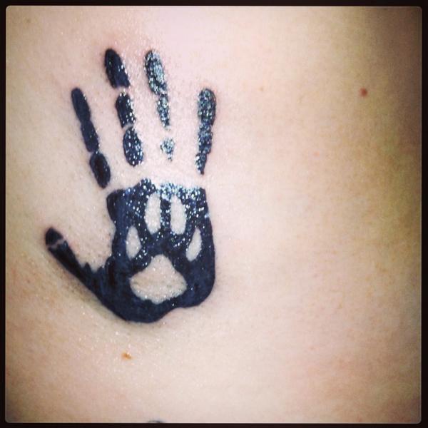 lollyboope's tweet photo. Debating getting this as a tattoo any thoughts? #tattoo http://t.co/8ODYyPDjz1