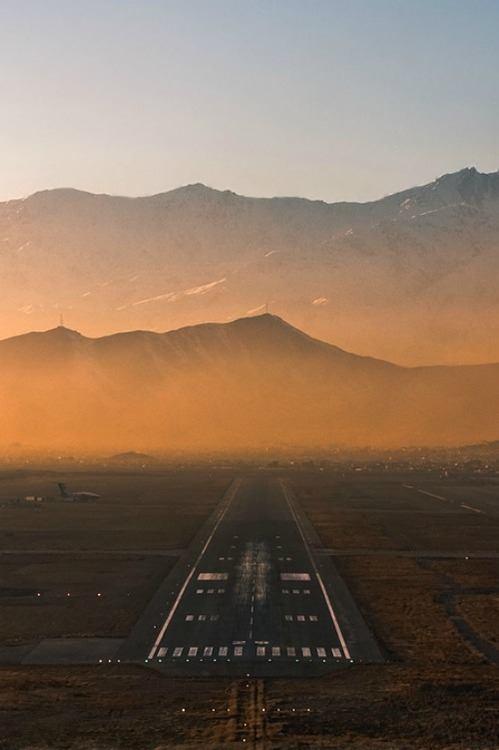 fsxgetstarted's tweet image. Beautiful runway image!
( Stunning FSX scenery and professional aircraft addons available at fsxgetstarted.com )