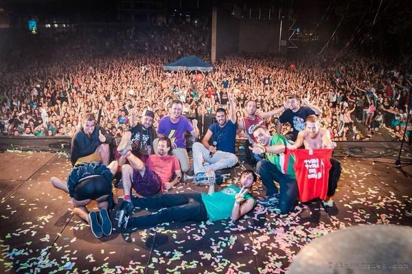 greenvalleyband's tweet image. Gracias de corazón a @lapegatina por dejarnos celebrar nuestro 10 aniversario en los fueros en Gasteiz ayer..