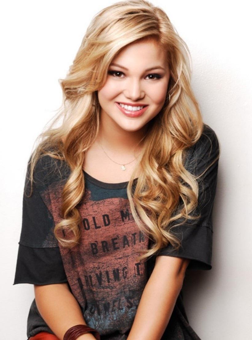 Happy birthday angel. Turkish Olivians love you. Happy birthday       