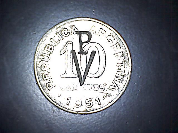 Numismatica_R's tweet photo. A bit of history and passion, in an ordinary coin. Argentina during the 50's. http://t.co/EzIPst8TLU