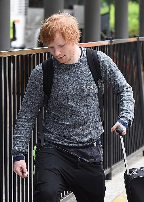 bestedoutfits's tweet image. 