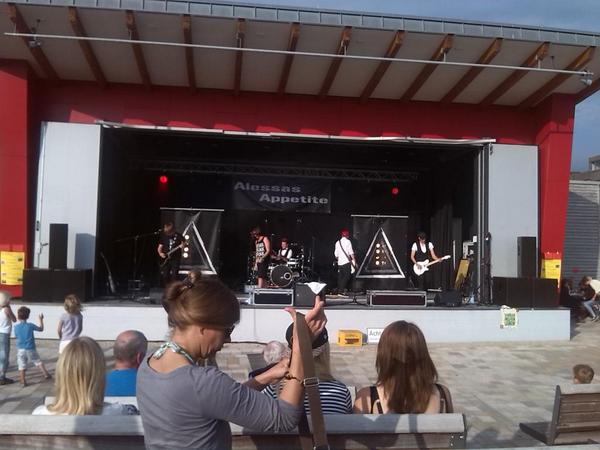 LeefkeS's tweet photo. Impressionen: #SPOmachtLärm Mega geiler Tag gestern-danke @NajadiL für Orga und @SozialerTag für die Unterstützung! http://t.co/ZocXGbOSPa