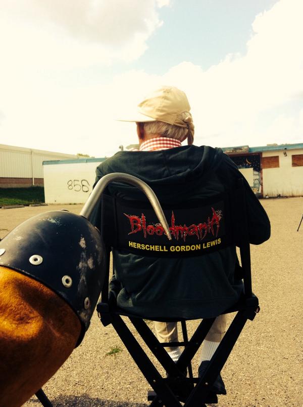 LeBlancRog's tweet photo. Hooked! @BloodMania @DiaboliqueMag  #bloodmania #Brewster #herschellgordonlewis #YYCfilm #blood #gore http://t.co/0U8peyJWp6