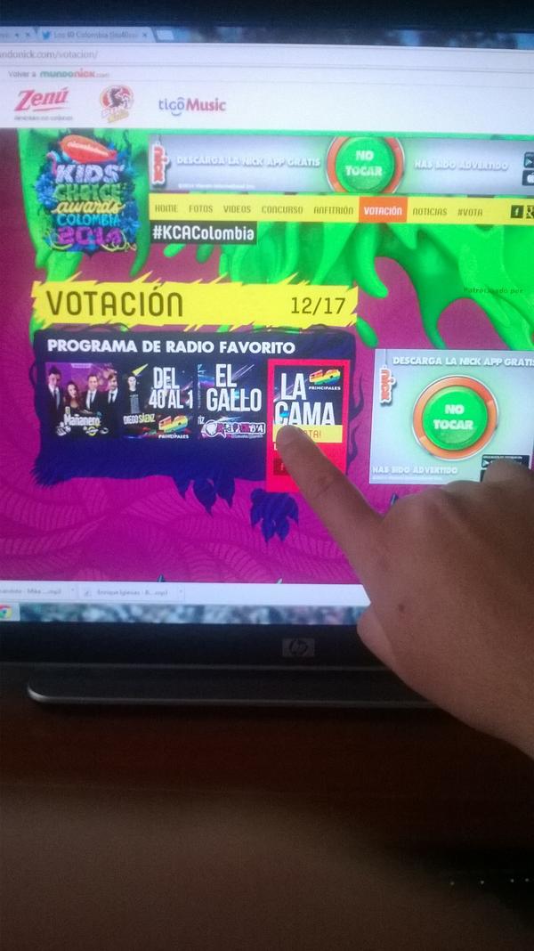 Me dejaron esta tarea para #KCAColombia mi primita que quiere ir!! y vote #LaCama <a href="/los40colombia/">LOS40 Colombia</a>