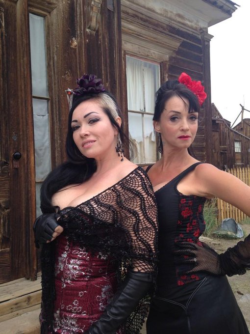 New updates at http://t.co/uAt73FjC08. #Stockings and heels also Persephone and I coming soon http://t<a href="/tag/stockings"class="tags">#Stockings</a>