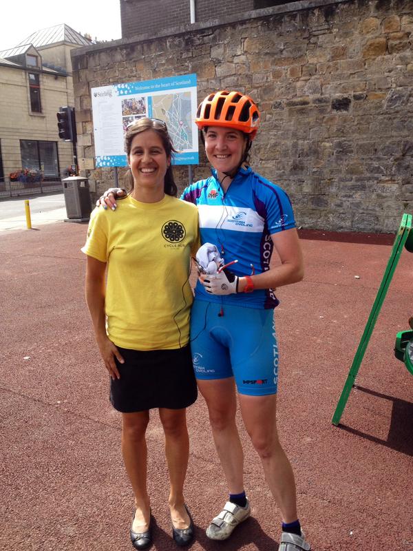 StirlingATH's tweet photo. @KerryMacPhee @LovingFoodTruck great to meet such an inspiring athlete while queuing for lunch. We shout #GoScotland http://t.co/KkuDblAikL