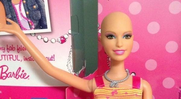 A3Noticias's tweet photo. La Barbie sin pelo, una ayuda para las niñas enfermas de cáncer http://t.co/cooSnI66gI http://t.co/YNj1A54WVW