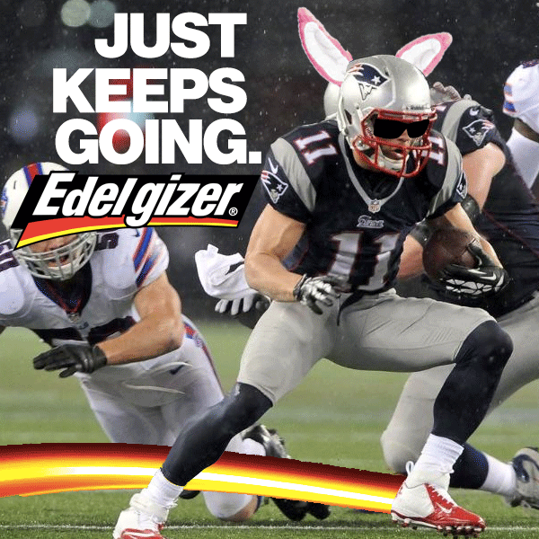 capecoddin's tweet photo. "@Edelman11: @Energizer #edelgizer http://t.co/Yi2fvlUTZA" @Patriots @jerzeebaby730 @patsox2 Love this!!! #PatriotsNation