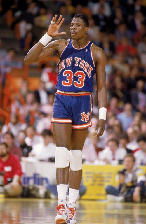 Happy bday! "  High five!Its my birthday!"Wishing legend Patrick Ewing a good one.