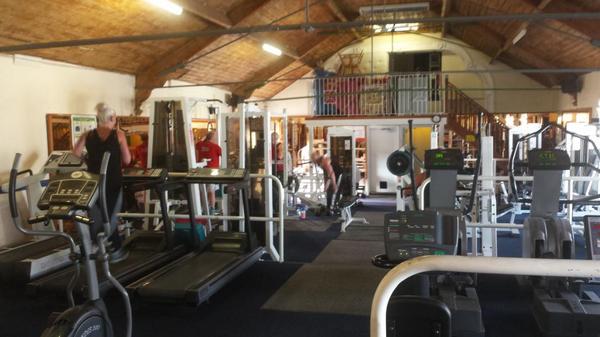 Fit4LifePonte's tweet photo. Looking for down to earth, local training on #Pontefract &amp; #Ackworth? Join us from £11.99 per month. Please RT/Share. http://t.co/FvIk3FNHfX