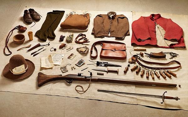 MeredithFrost's tweet image. This is very cool. Inventories of war: soldiers' kit from 1066 to 2014 telegraph.co.uk/history/world-… Pics by @thom_atkinson