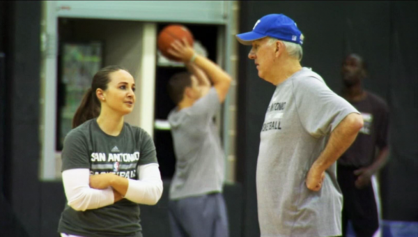 Becky Hammon has learned from the best in the game. (Twitter/@_Pirate_News) Becky Hammon has learned from the best in the game. (Twitter/@_Pirate_News)