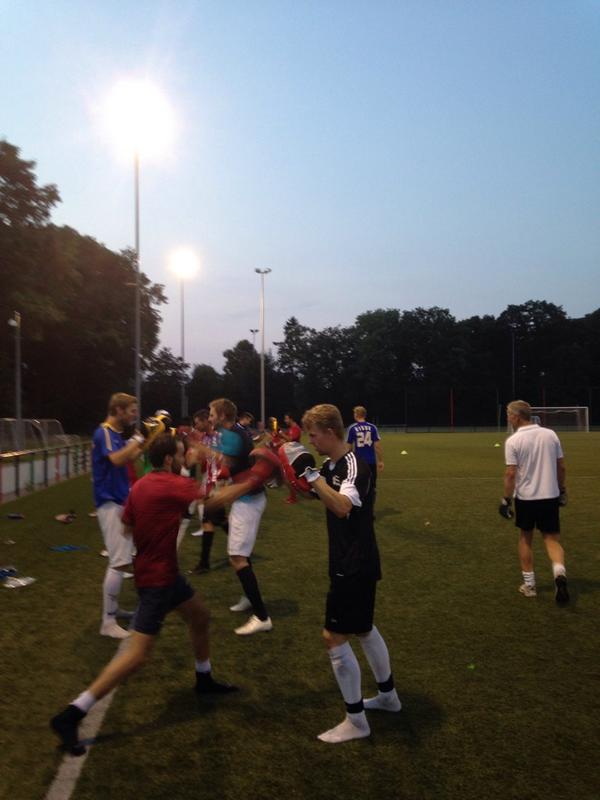 rldePauw's tweet photo. @Sportclub_NEC @Athletic_Skills Andere sporten gebruiken om fitter en sterker te worden. #WorkyourWork http://t.co/DJSdXwuvhw