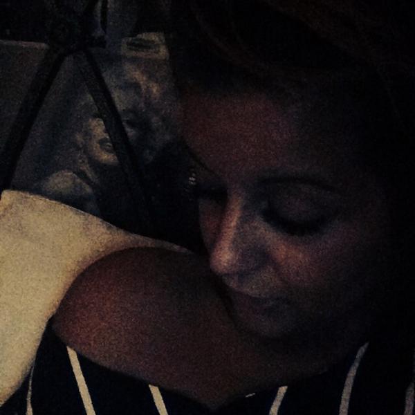 LauraQuesta_'s tweet photo. Chilltime😌 http://t.co/rDlw4j216W