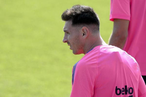 Fox Soccer On Twitter Does Lionel Messi Still Get 10 Haircuts