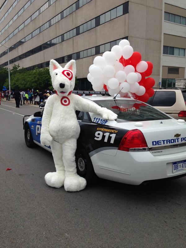 DarrellMcNall's tweet photo. #NationalNightOut #r100nno #Detroitpolice http://t.co/UGetTHPrfA