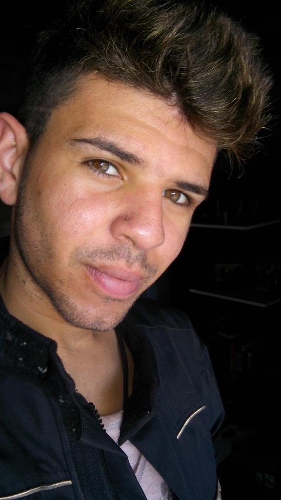 JunqueiraJader's tweet photo. Boa noite http://t.co/EhAMhGAvyz