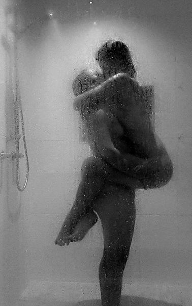 neversleeps29's tweet image. Shower Sex ;)