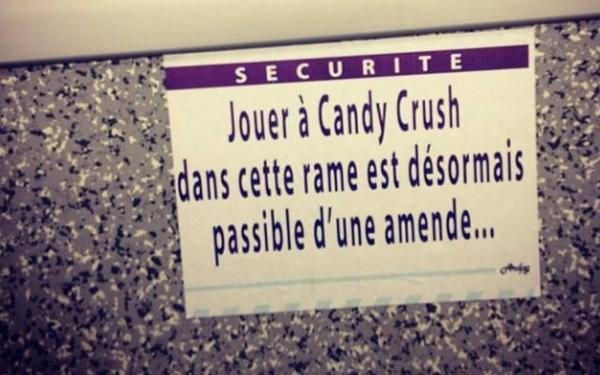 Sabri_Naah's tweet photo. Hacking dans le métro (suite)
Arnaud Puig détourne les messages d'information de la RATP
#Paris #ARDPG http://t.co/o43oj6lzpC