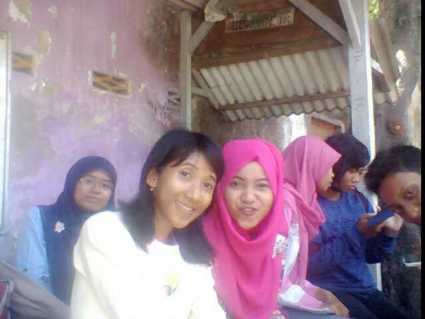 rizal_R_'s tweet photo. Pos sebelah kampus :^_^ http://t.co/6EurZCrtPJ