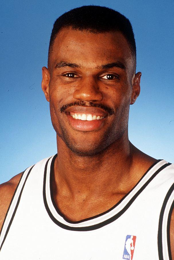 Happy birthday to Hall of Famer David Robinson! The Admiral was named one of the top 50 players of all time in 1996 