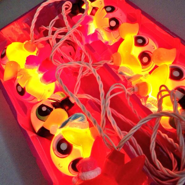 mmkemio's tweet photo. パワーパフガールズの電球たちによって部屋がきらめいている、、 http://t.co/lSijlRGjMS