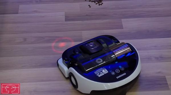 gamebinger's tweet image. #Samsung’s Robot #VacuumCleaner Can Follow #LaserPointers: Watch out, Cats: Because a... dlvr.it/6XVhGv