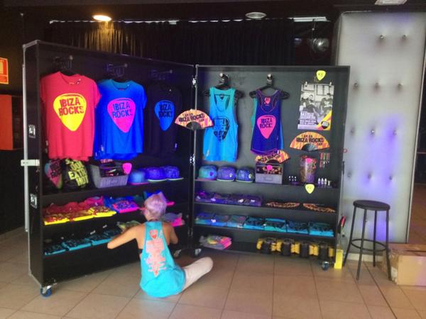 ibizarocks's tweet image. Downstairs tonight at the gig we have the #ibizarocks pop up store!