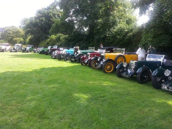 ConferenceWH's tweet photo. We have seen some amazing vintage cars today at the Vintage sports car rally @ConferenceWH #Vintage http://t.co/jM4Mmnad5D