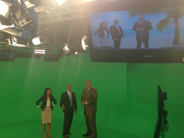 kaitlynherbst16's tweet photo. Life is a beach @globalbc my co-workers hamming it up @Sophielui @stevedarling @MMadryga #funwithgreenscreens http://t.co/rfuEcl48Wb