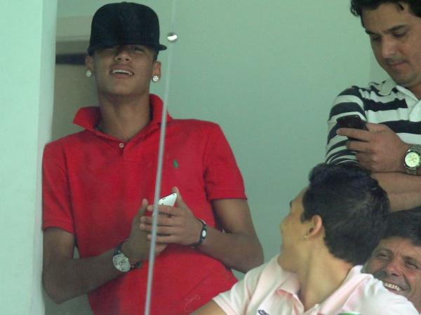 fc_neymarsantos's tweet photo. ESSA CARINHA <3333333333   #MPN #NEYMAR http://t.co/UPJVWjxSID
