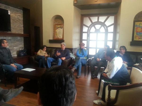 Sesionamos con tecnicos del <a href="/SIGTierras/">Programa Sigtierras</a> y #BID analizando avance del proyecto en nuestro cantón. <a href="/AMEcuador/">Municipalidades Ec</a> #MAGAP