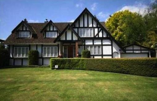 RT <a href="/bcbusiness/">BCBusiness</a>: ICYMI: #Vancouver's 5 richest neighbourhoods: bcbusiness.ca/real-estate/ph… #cdnre