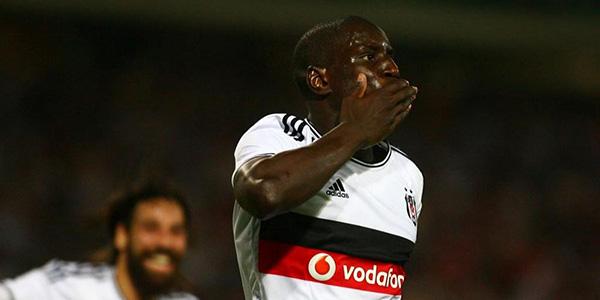 ntvspor's tweet photo. Ba ba ba Demba Ba!

http://t.co/pxw7kPZSiR http://t.co/R6sBAoL2Xv